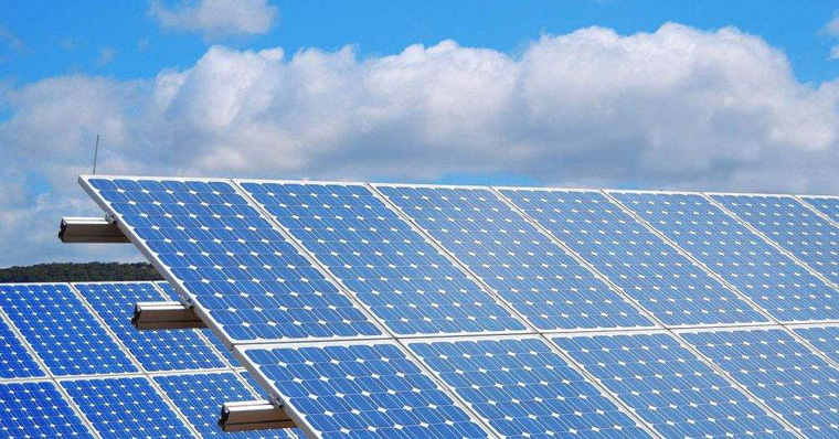 屋頂分布式光伏發電安裝高度，分布式光伏發電功率衰減嚴重嗎