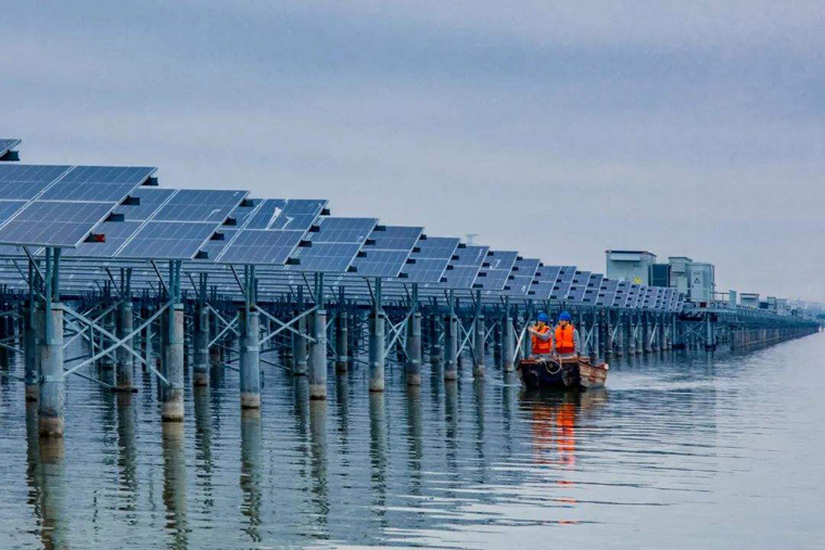 漁光互補光伏發電項目的必備條件，漁光互補一畝水塘能建多少光伏